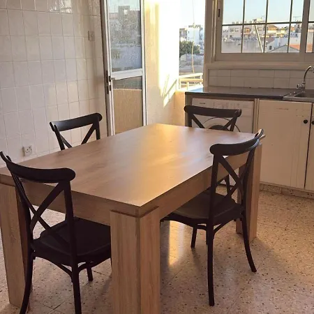 Δωμάτια σε οικογενειακή κατοικία Ancient View With Smart Tv & Netflix Λάρνακα